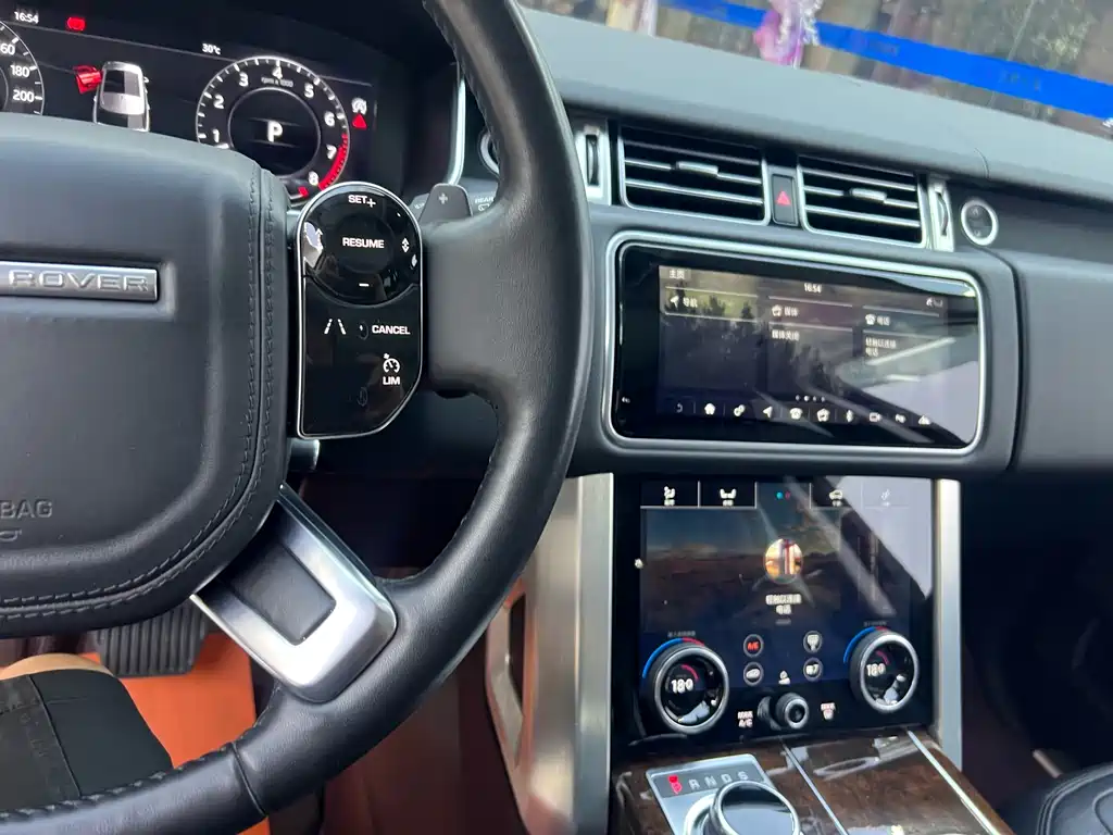 Land Rover Range Rover 2021 — фото 14