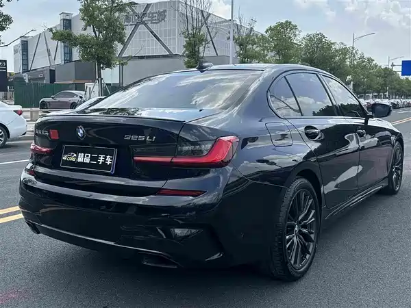 BMW 3 Series 2020