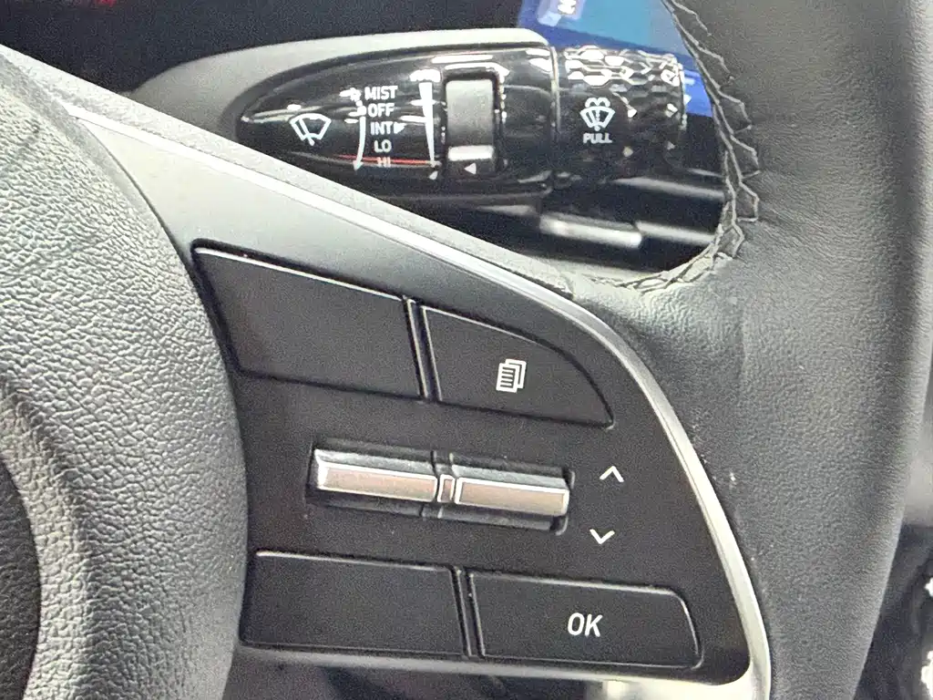 Hyundai Elantra 2022 — фото 13