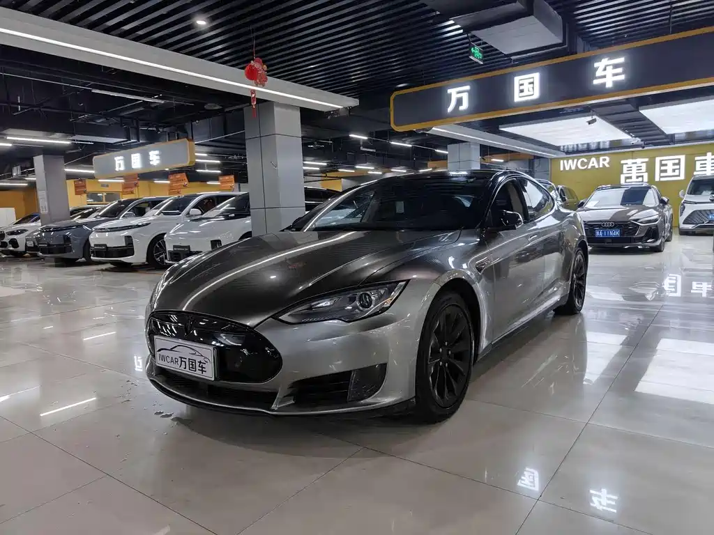 Tesla Model S 2016
