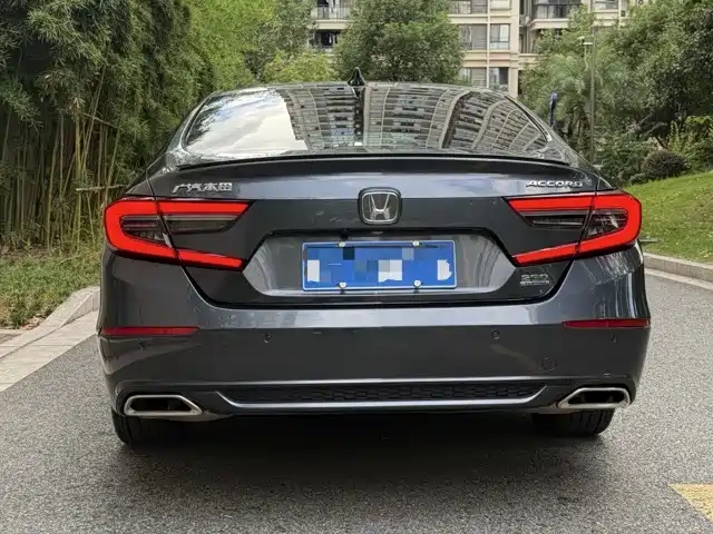 Honda Accord 2023 — фото 15
