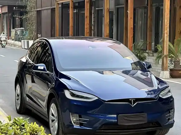 Tesla Model X 2016