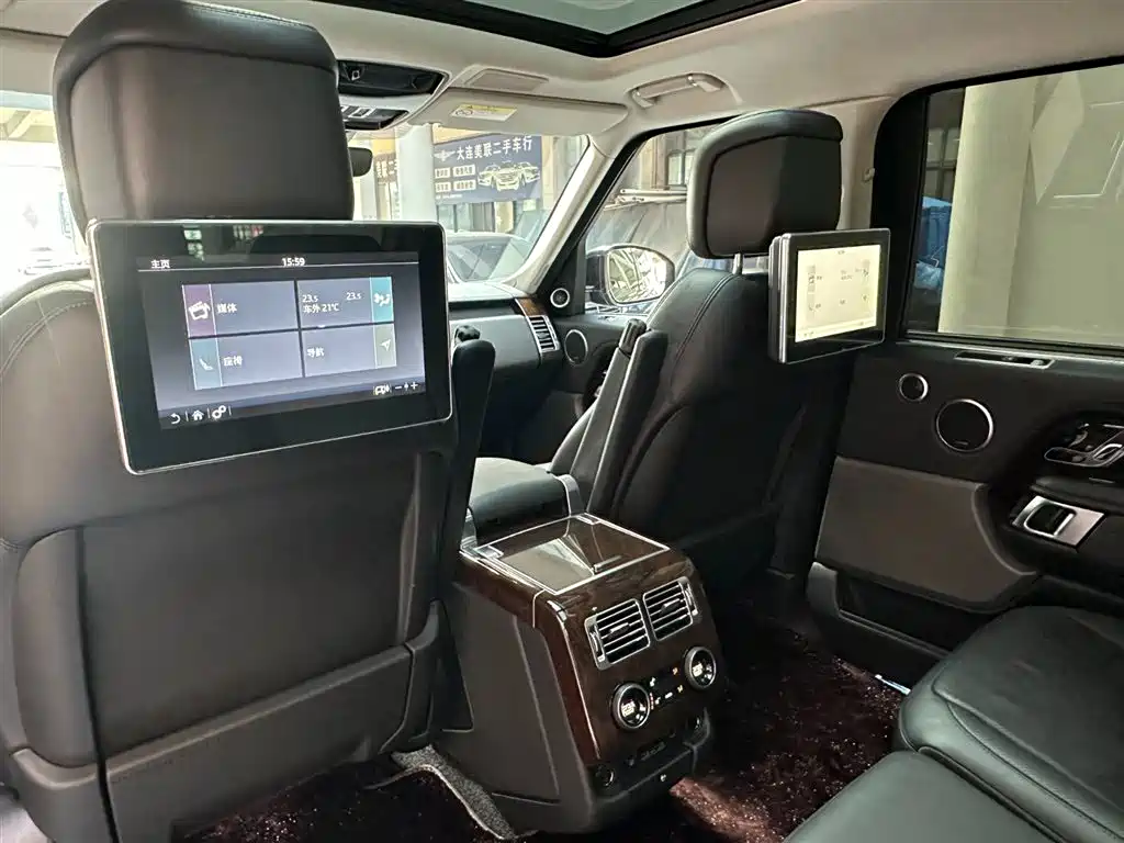 Land Rover Range Rover 2020 — фото 16