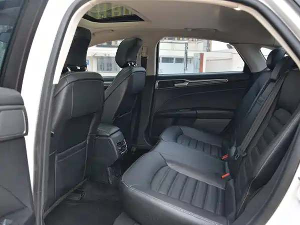 Ford Mondeo 2021