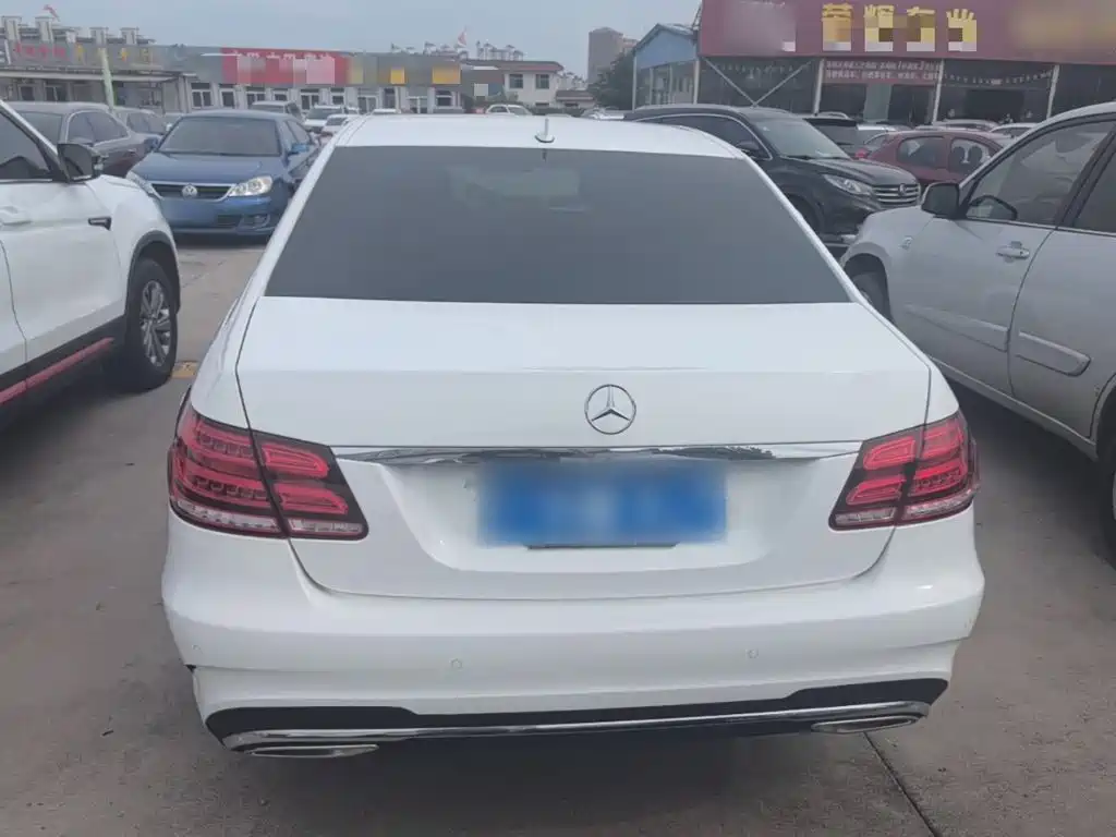 Mercedes-Benz E-Class 2015