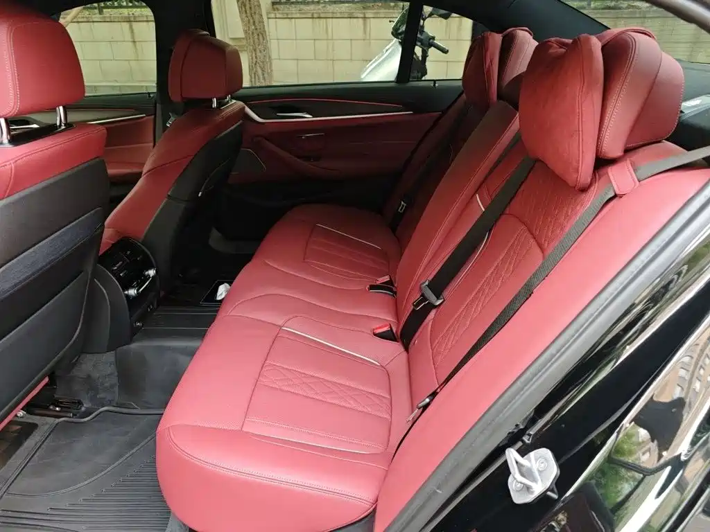 BMW 5 Series 2022 — фото 15