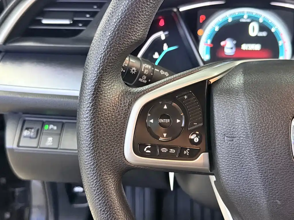 Honda Civic 2016 — фото 13