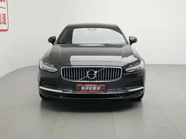 Volvo S90 2024