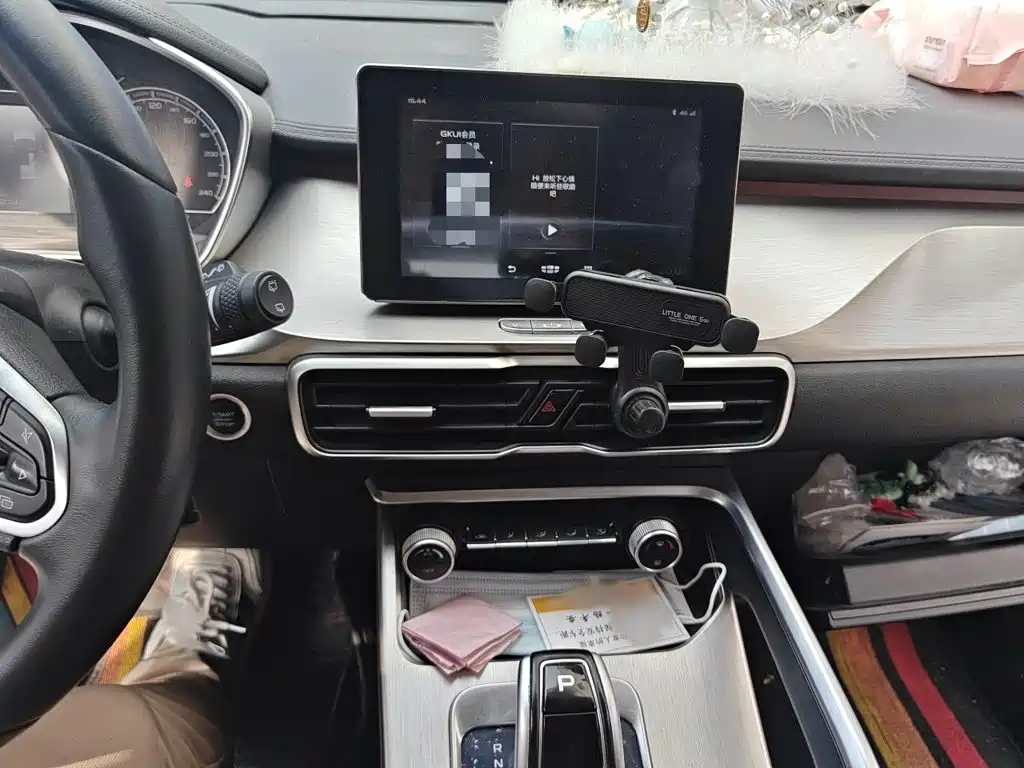 Geely Binyue 2021