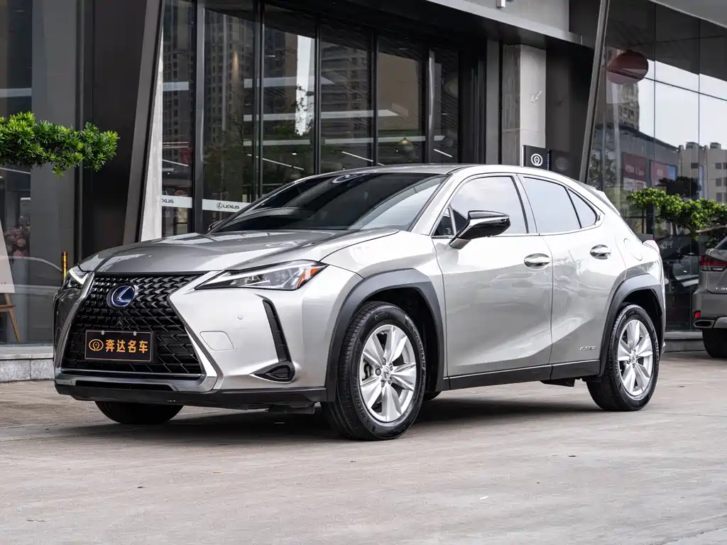 Lexus UX 2021 — фото 1