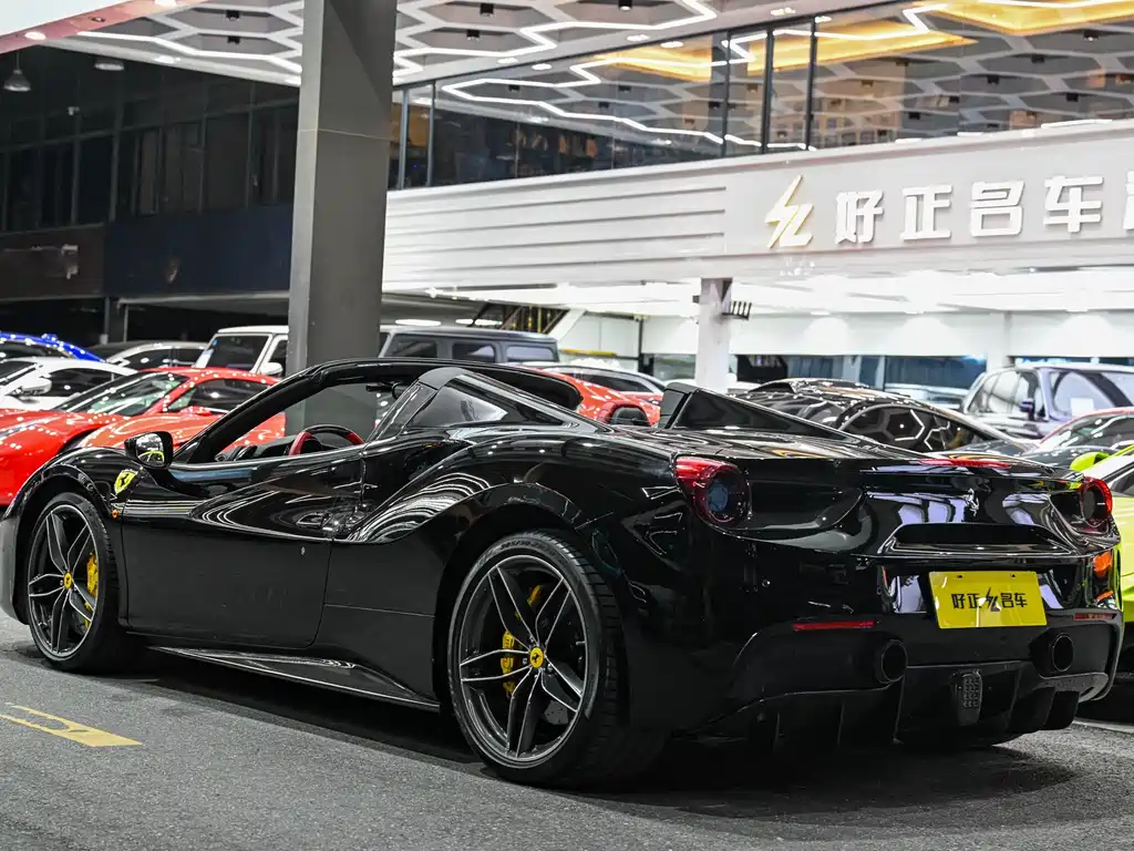 Ferrari 488 2018 — фото 10