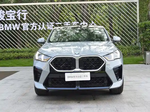 BMW X2 2025