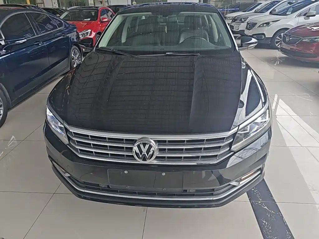 Volkswagen Passat 2017 — фото 3