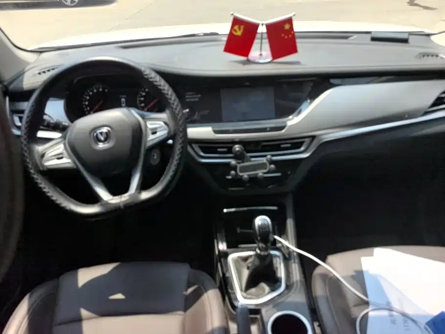 Changan CS35PLUS 2019 — фото 12