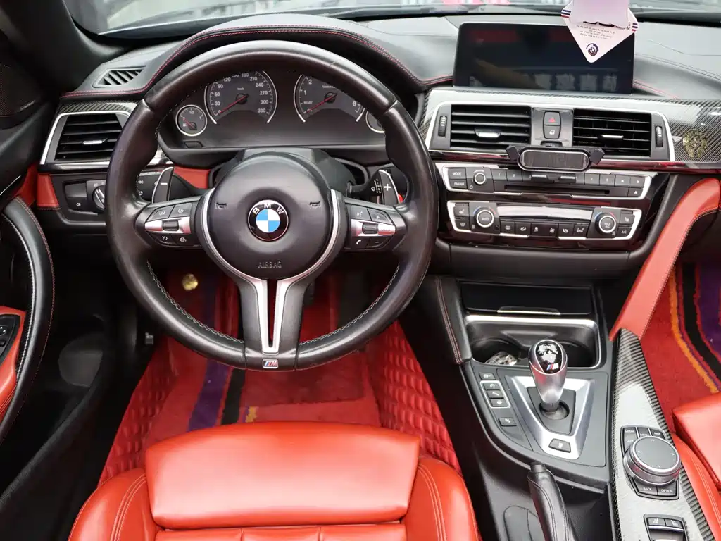 BMW M4 2018 — фото 14