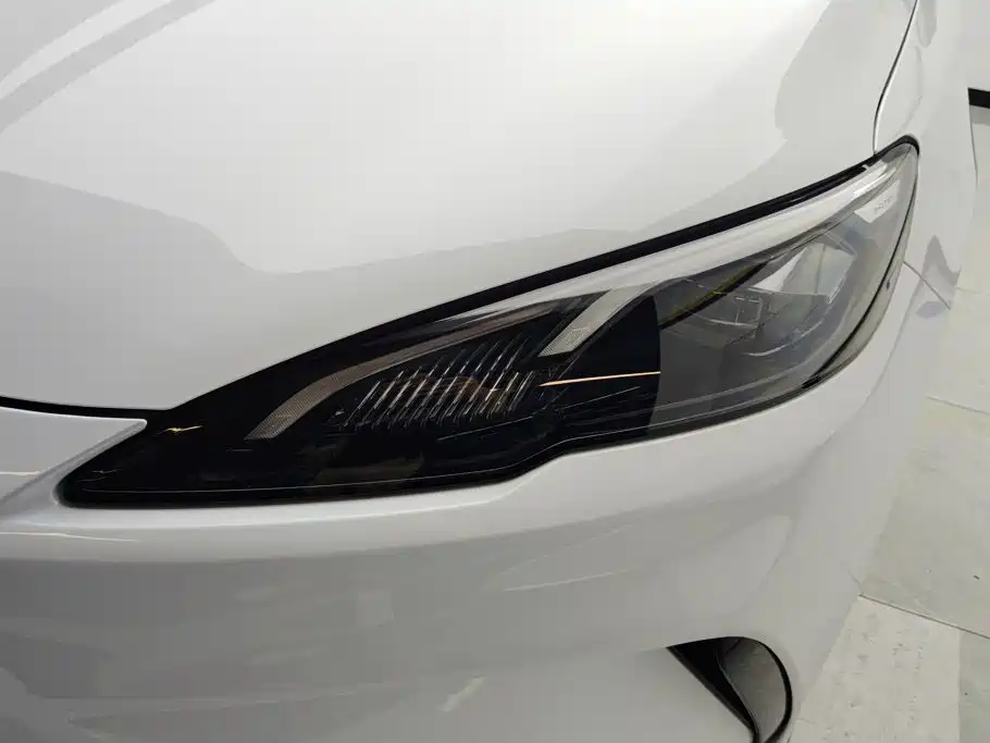 BYD Seal 05 DM-i 2025 — фото 5