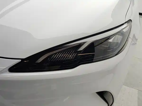 BYD Seal 05 DM-i 2025