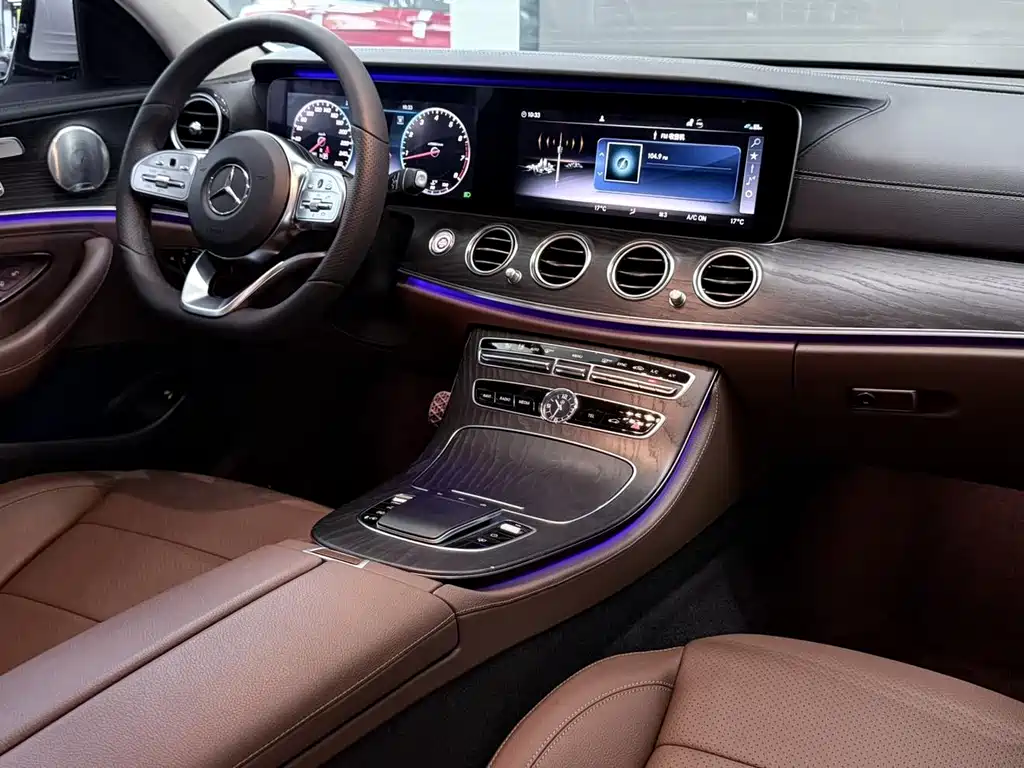 Mercedes-Benz E-Class 2020 — фото 9