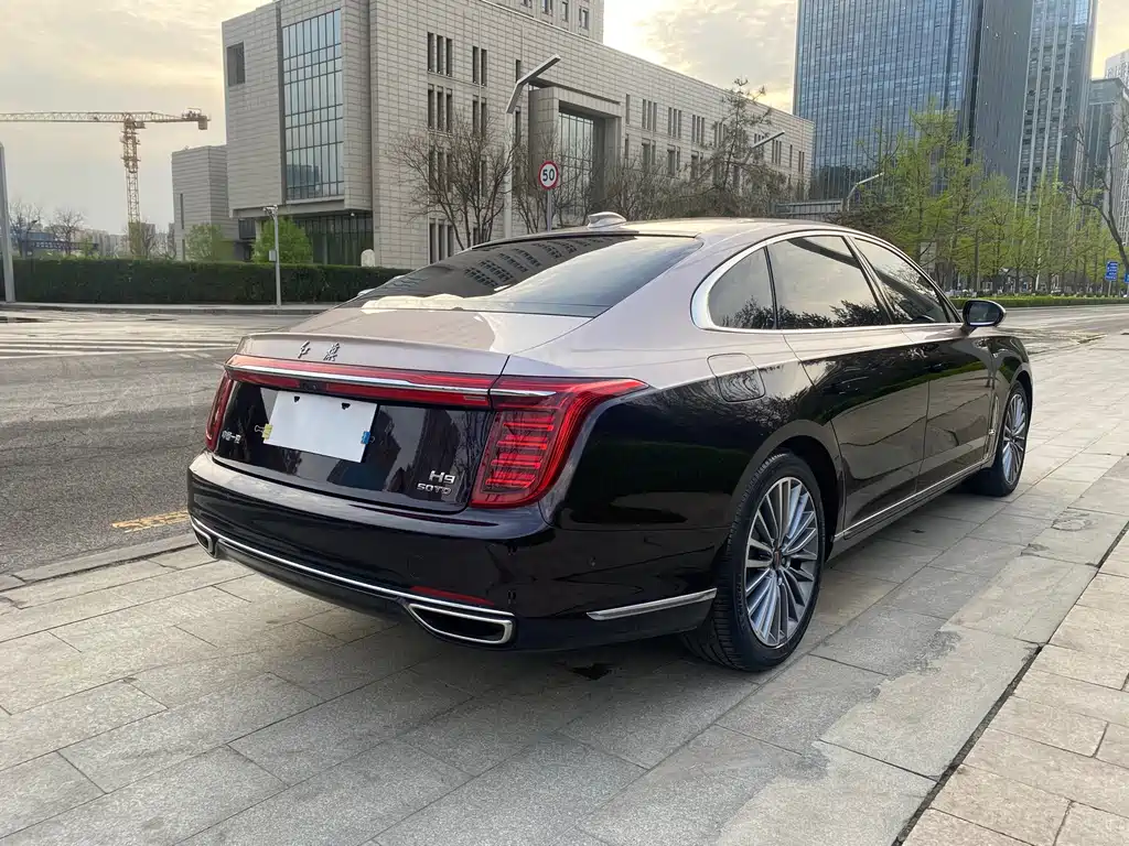 Hongqi H9 2022 — фото 20