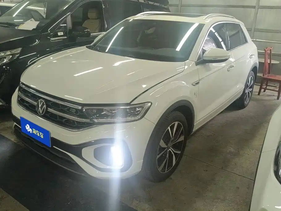Volkswagen T-Roc 2024