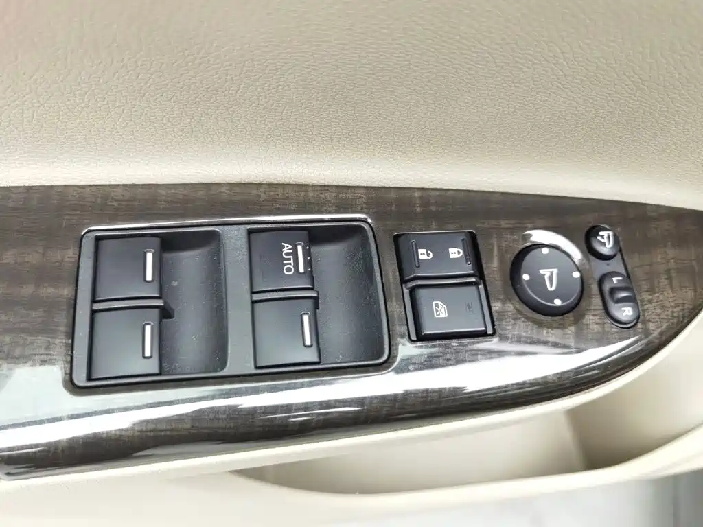 Honda Accord 2014 — фото 9