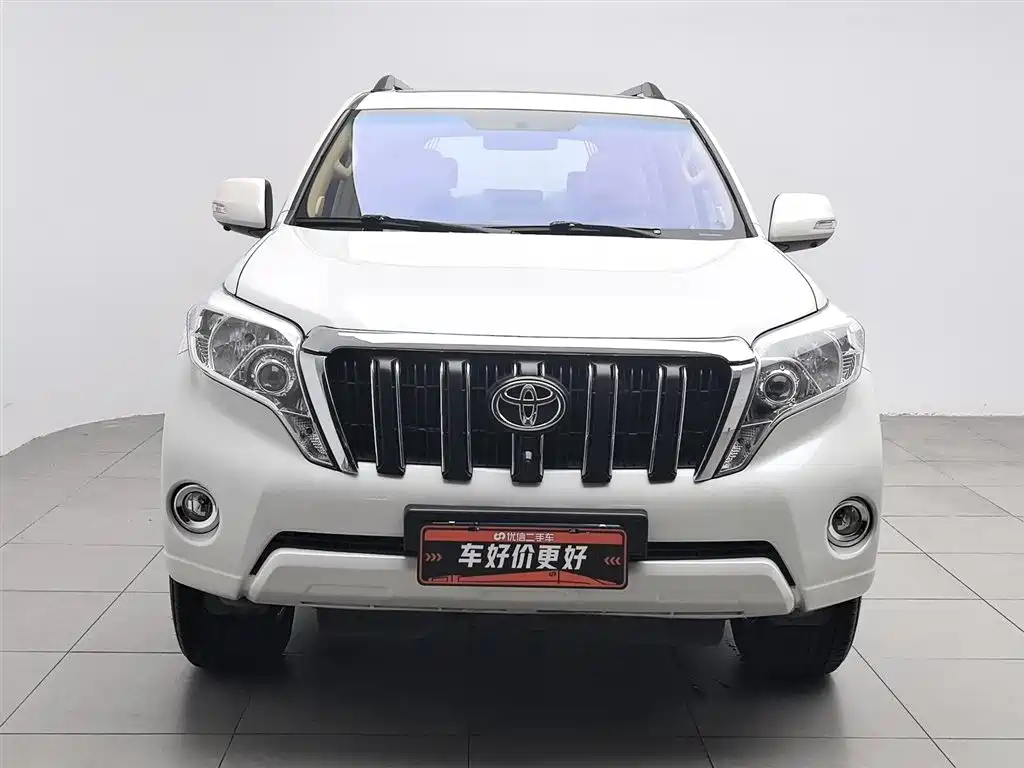 Toyota Prado 2015 — фото 3