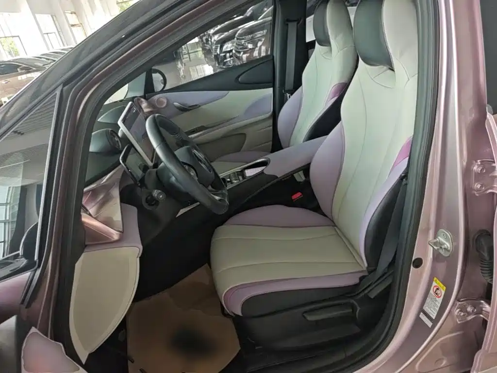 BYD Dolphin 2022 — фото 15