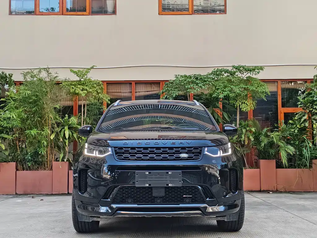Land Rover Discovery Sport 2023