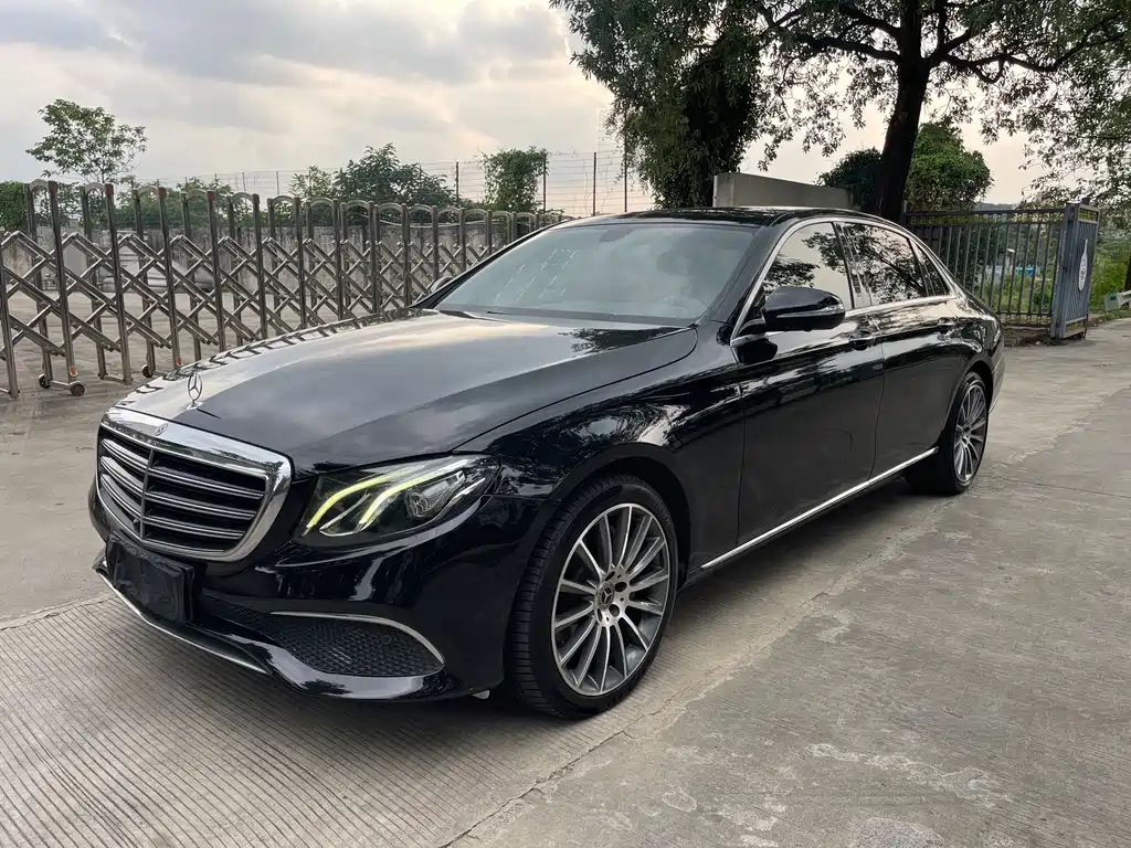 Mercedes-Benz E-Class 2018 — фото 1