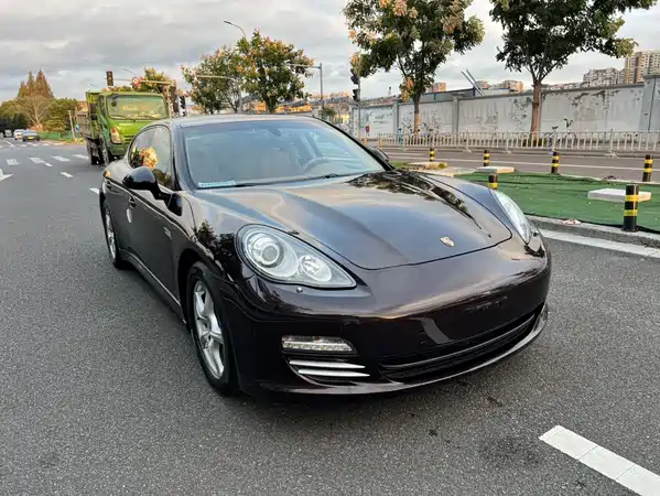 Porsche Panamera 2012