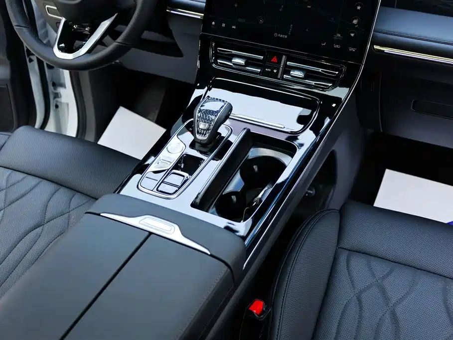 GAC Motor Trumpchi M8 2025 — фото 23