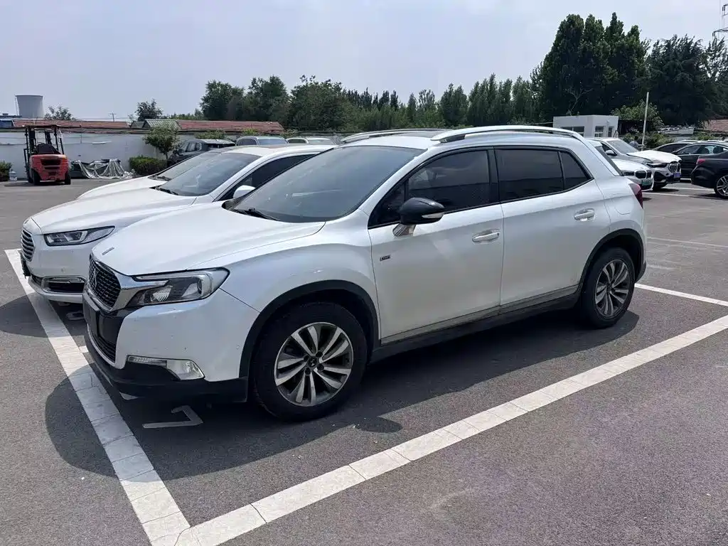 DS 6 2015