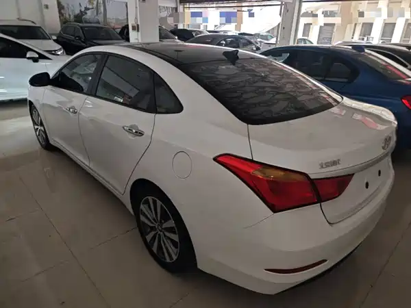 Hyundai Mistra 2016