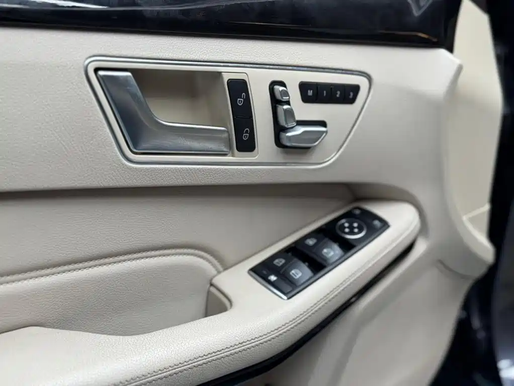 Mercedes-Benz E-Class 2014