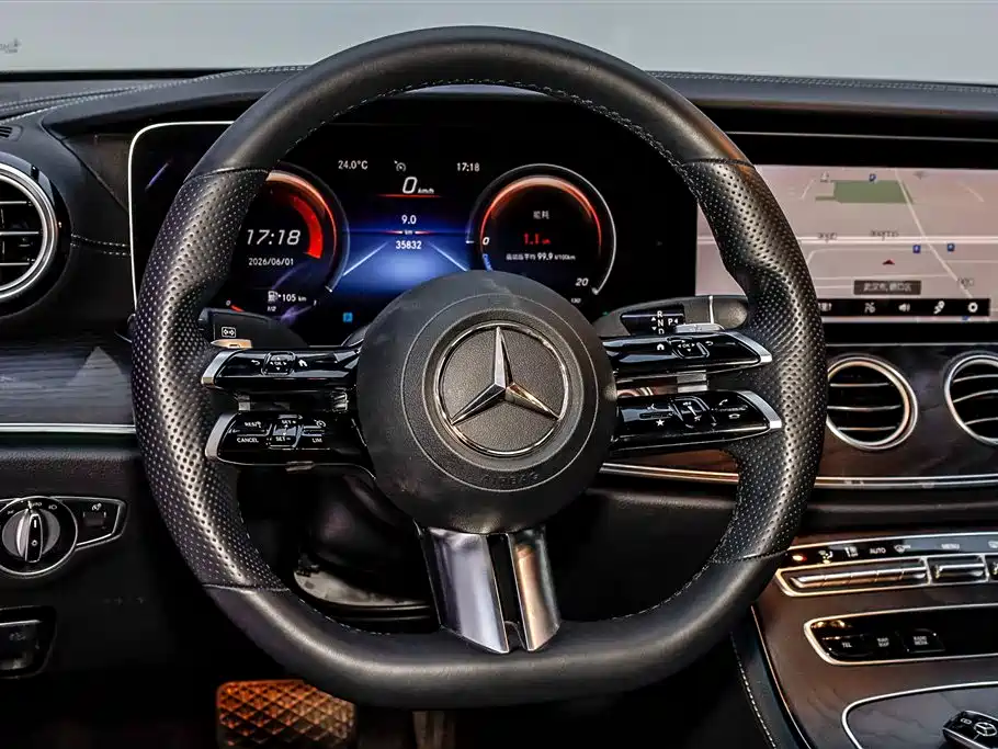 Mercedes-Benz E-Class 2021 — фото 21