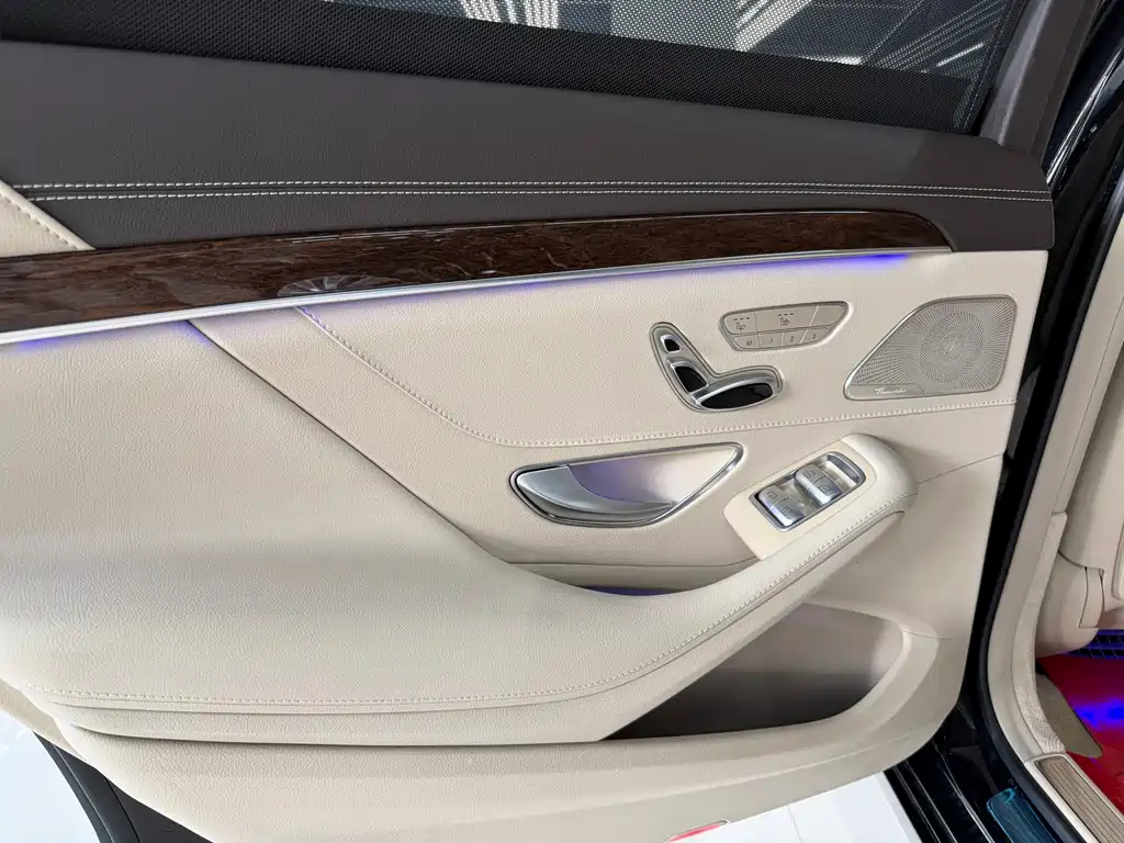Mercedes-Benz S-Class 2017 — фото 17