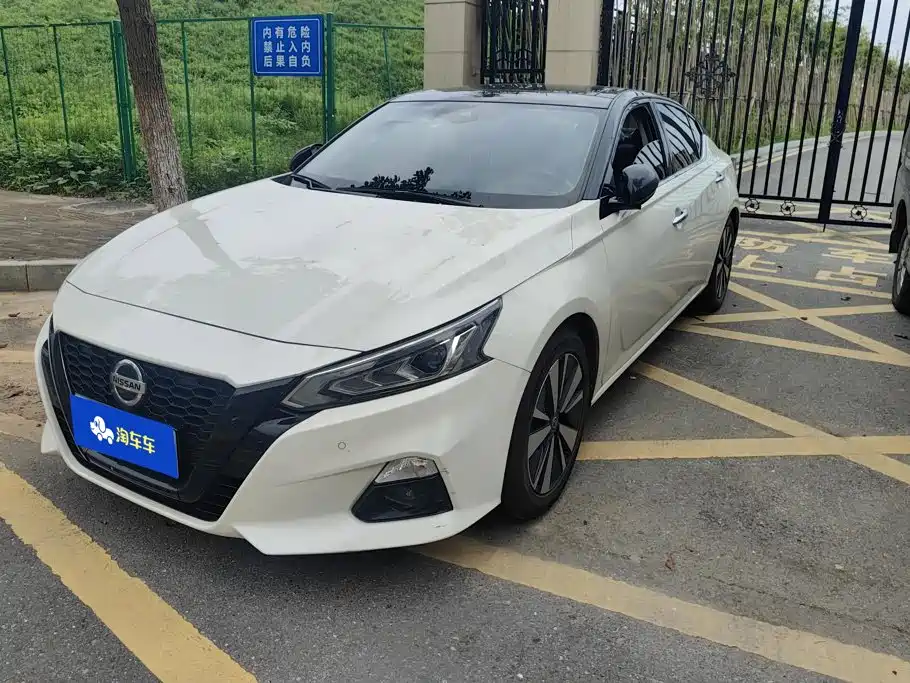 Nissan Teana 2021