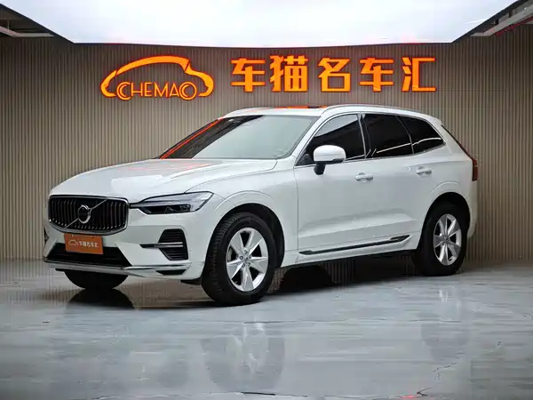 Volvo XC60 2022