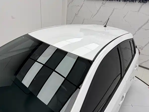 Toyota Yaris L 2022