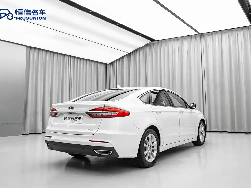 Ford Mondeo 2020 — фото 4