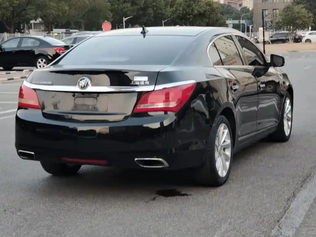Buick LaCrosse 2015 — фото 5