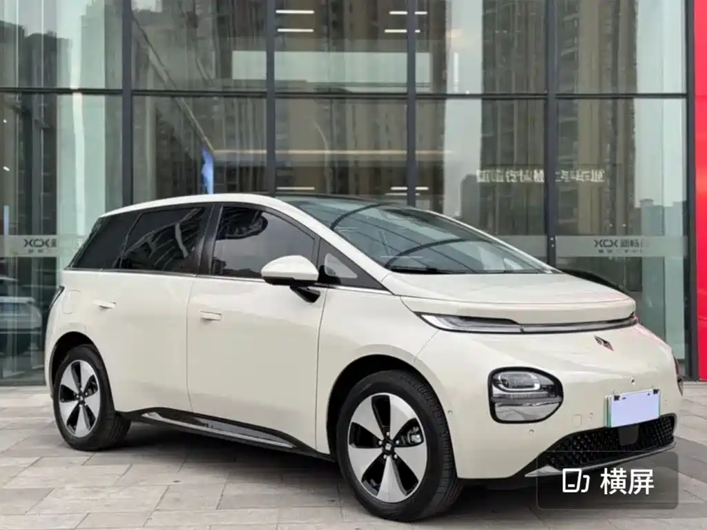 Baojun Clouds 2023
