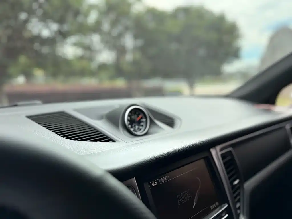Porsche Macan 2014 — фото 13