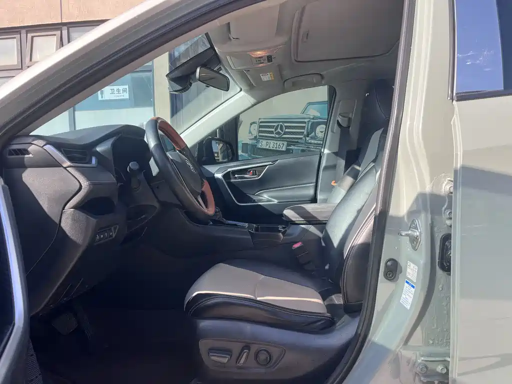 Toyota RAV4 2019