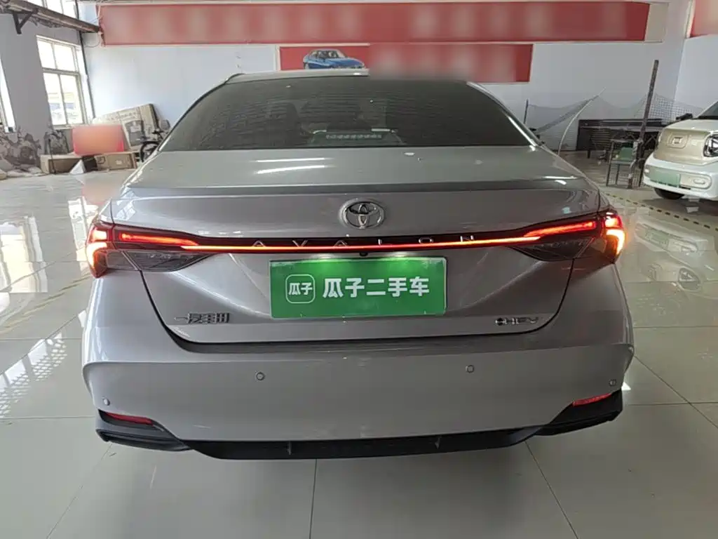 Toyota Avalon 2024