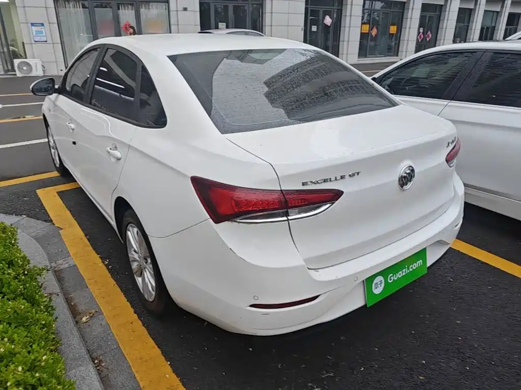 Buick Excelle 2021