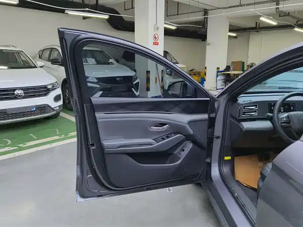 BYD Qin L 2024