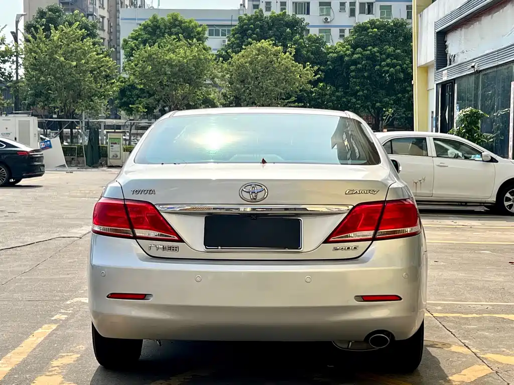 Toyota Camry 2009 — фото 14