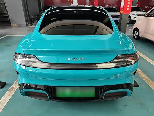 Xiaomi SU7 2025