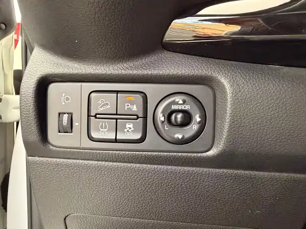 Kia KX1 2022